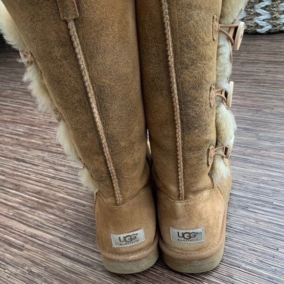 UGG tall boots - Picture 7 of 7
